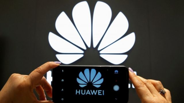 Logo e numero di telefono Huawei